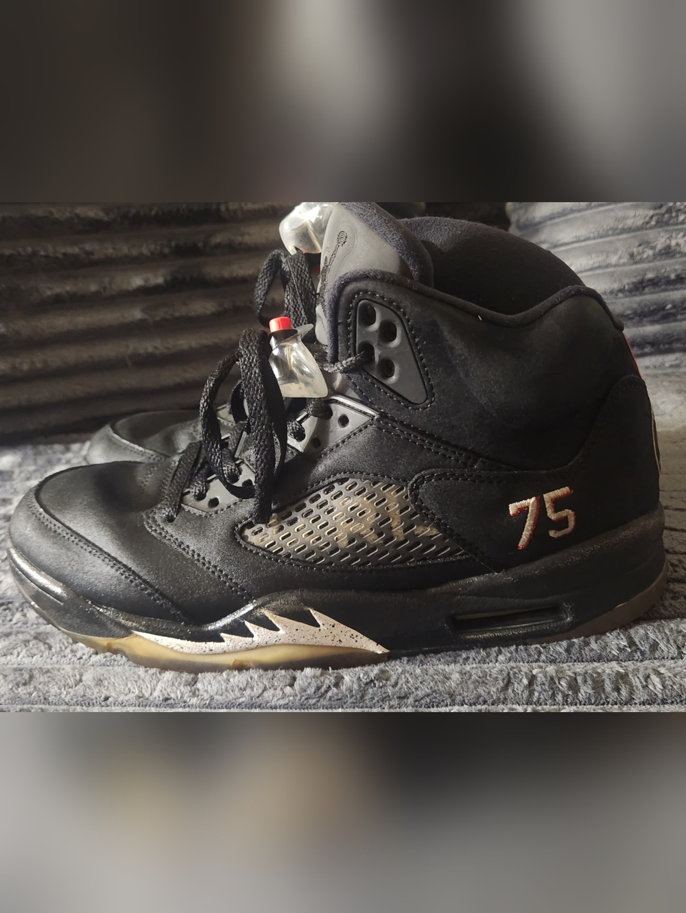Retro Jordan 5 (Paris Saint-Germain 2018) Size 9.5
